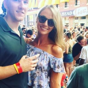 Meet your Posher, Cordelia